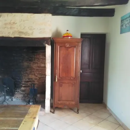 Le De Colette Maison En Pierre Casa de Férias *