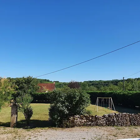 Le De Colette Maison En Pierre Casa de Férias